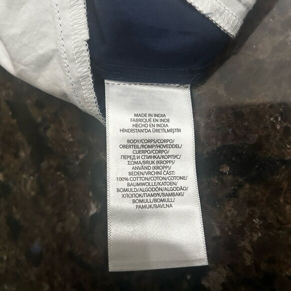 Ralph Lauren Color-Blocked Cotton Shirt for boys. Size 5 - Picture 4 of 6